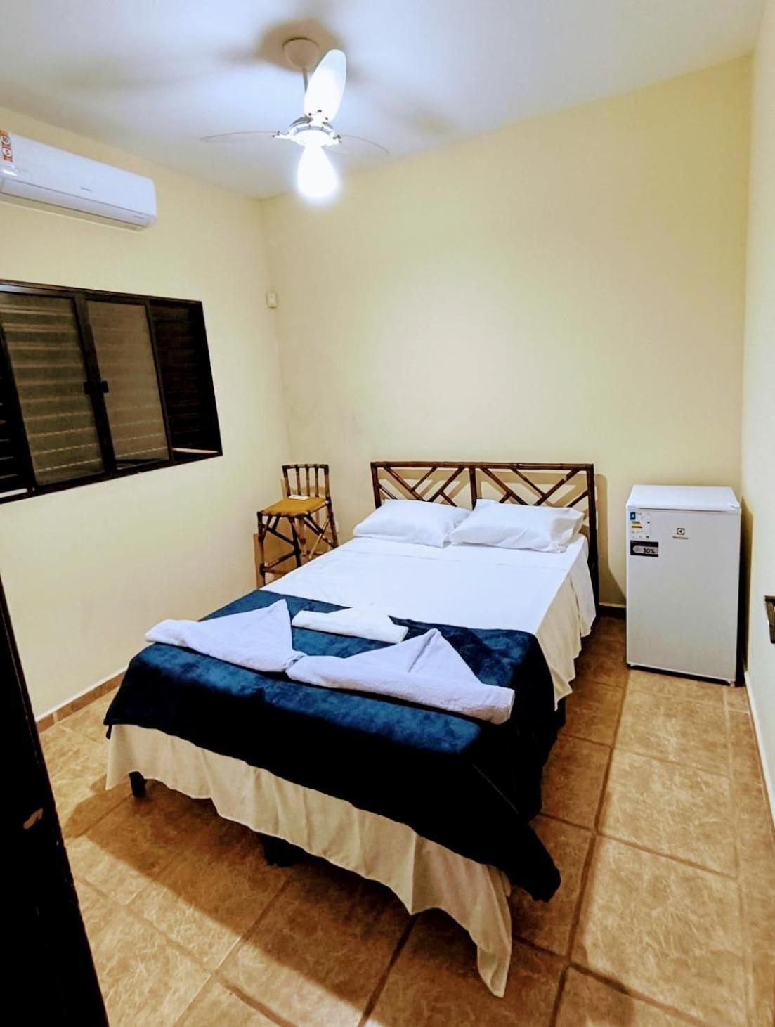 Pousada Beira Mar Peruíbe Habitación foto